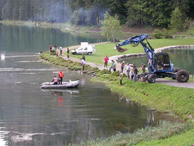 Travaux de nettoyage du lac